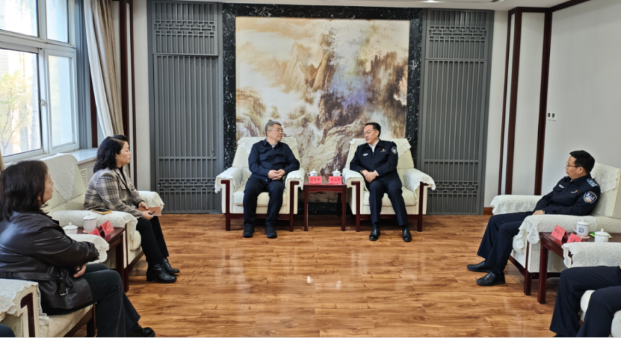 校党委书记梁彦君带队到北京走访调研